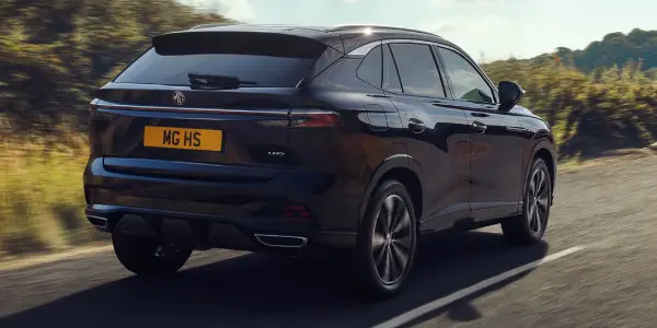 MG HS SUV exterior